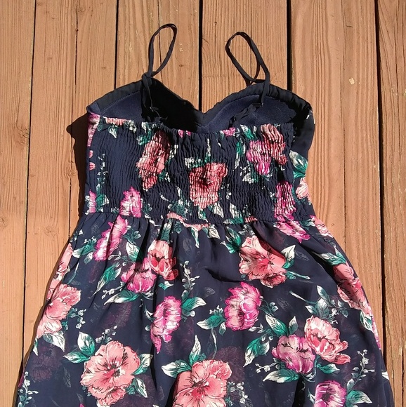 Xhilaration Flower Romper size medium navy blue - Picture 3 of 6
